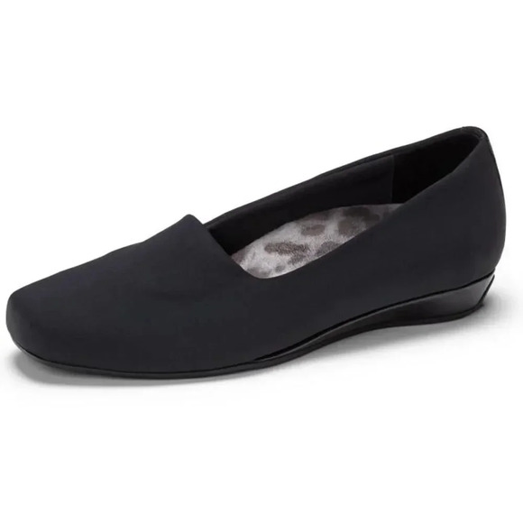Vionic Powell Demi Loafer - Picture 1 of 7